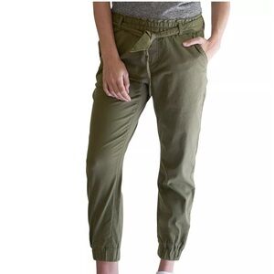 Levi’s Green Jet Set Taper Jogger Pant